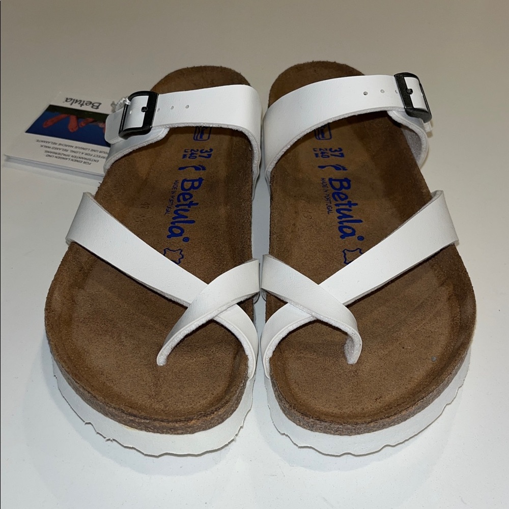 NWT Betula by BIRKENSTOCK White Mia Soft Bed Faux Leather Sandals Size 37 Narrow - Picture 3 of 8